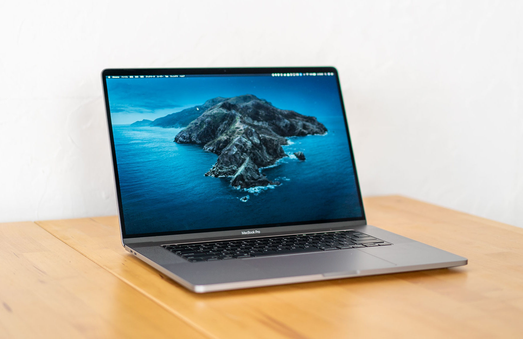 Macbook Pro16を購入 僕が頻繁に買い換えない理由 Livethere